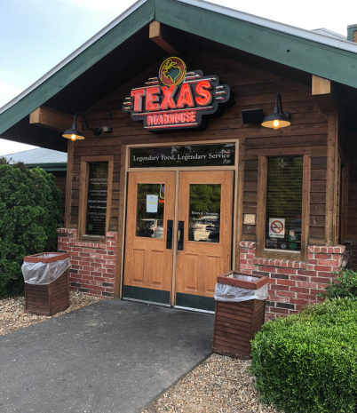 Photo shows the exterior of Texas Roadhouse in Pelham.